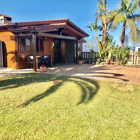 Сasa de vacaciones Wood House, Sea Views *