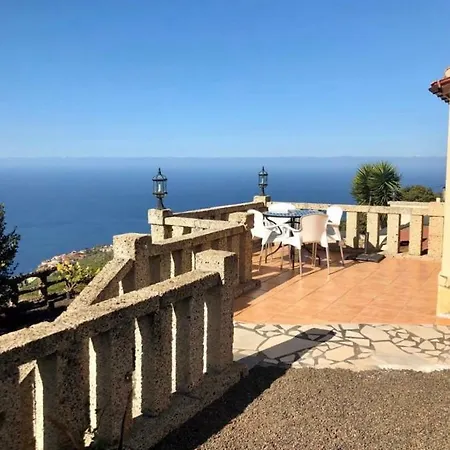 Wood House, Sea Views Сasa de vacaciones Montaneta