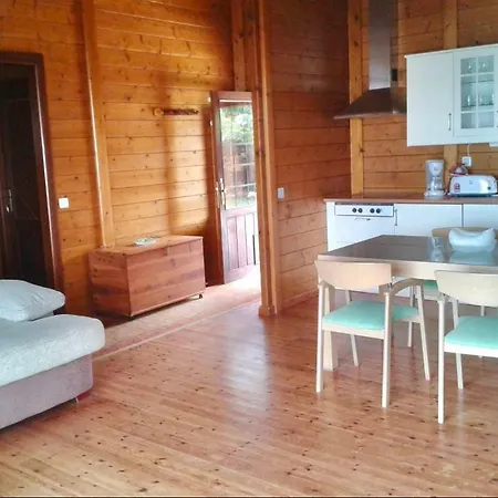 Сasa de vacaciones Wood House, Sea Views *